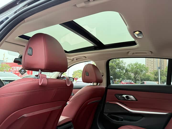 Фото 19 - BMW 3 Series