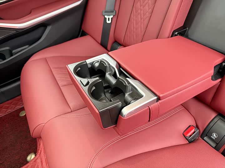 Фото 21 - BMW 3 Series