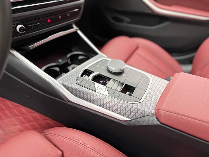 Фото 27 - BMW 3 Series