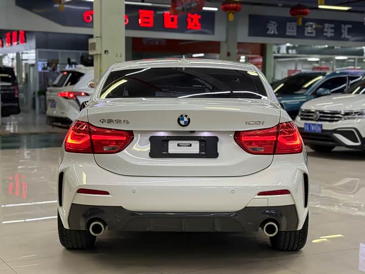 Фото 18 - BMW 1 Series