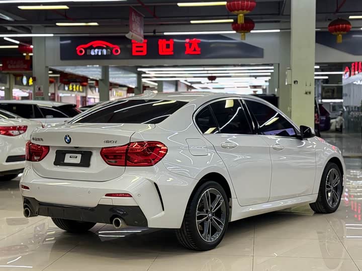 Фото 2 - BMW 1 Series