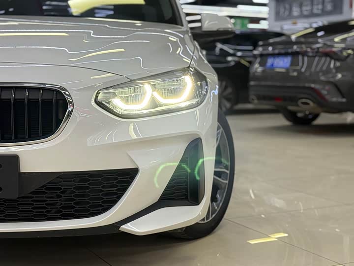 Фото 20 - BMW 1 Series