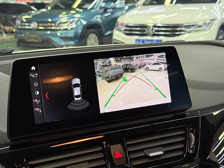 Фото 9 - BMW 1 Series