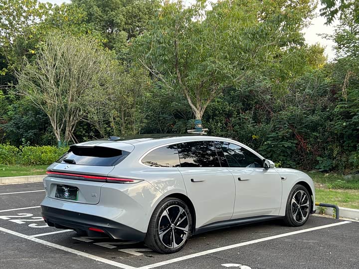 Фото 17 - Nio ET5T