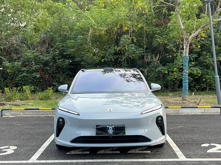 Фото 2 - Nio ET5T