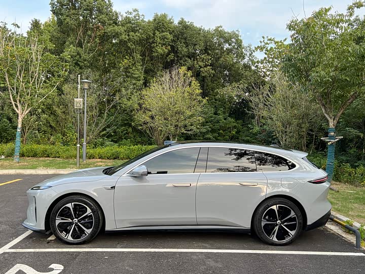 Фото 4 - Nio ET5T