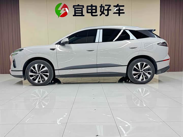 Фото 15 - BYD Sea Lion 06 Hybrid/EV