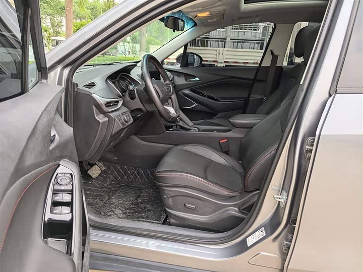 Фото 12 - Chevrolet Orlando