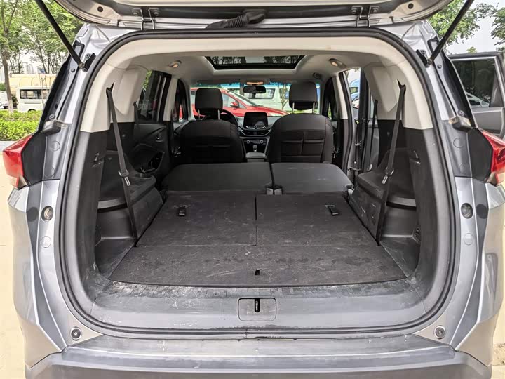 Фото 9 - Chevrolet Orlando