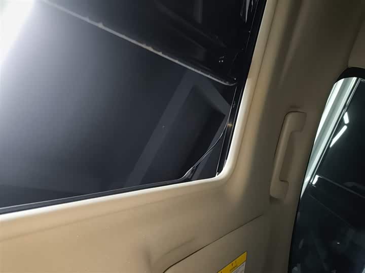 Фото 17 - Buick GL8 ES