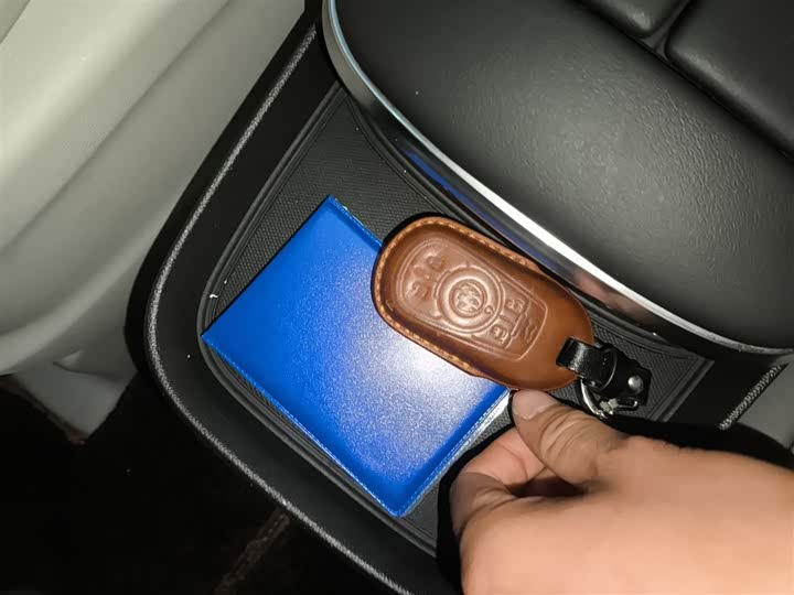 Фото 8 - Buick GL8 ES