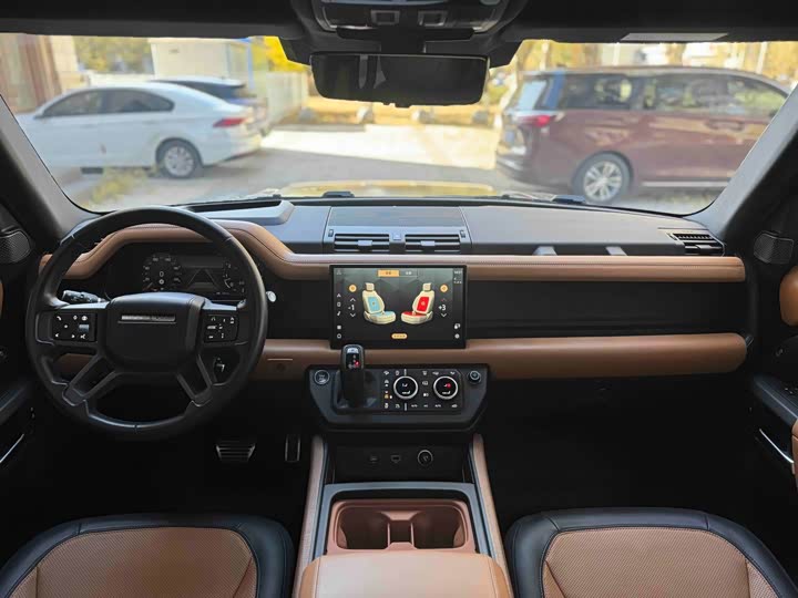 Фото 21 - Land Rover Defender