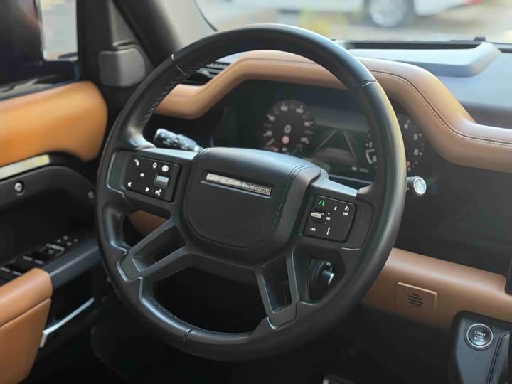 Фото 22 - Land Rover Defender