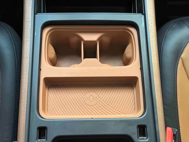 Фото 29 - Land Rover Defender