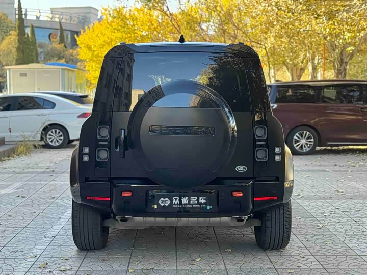 Фото 6 - Land Rover Defender