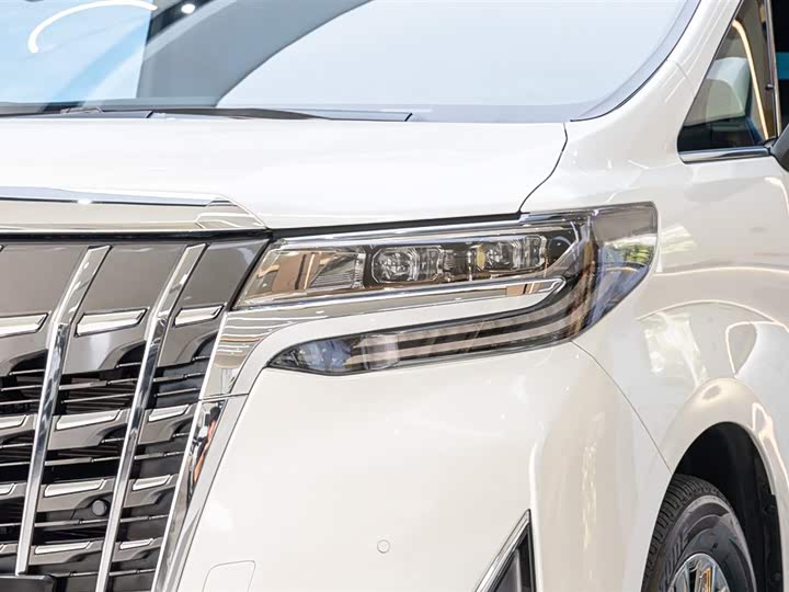 Фото 6 - Toyota Alphard