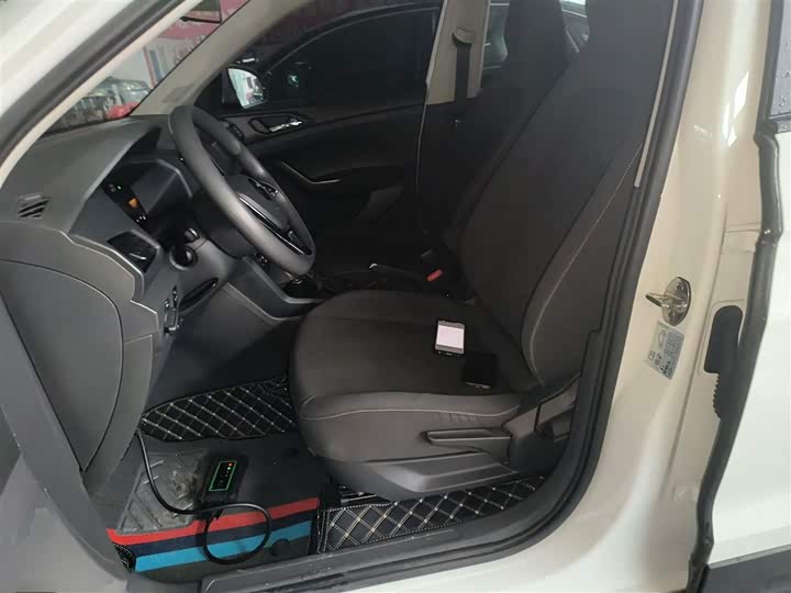 Фото 15 - Volkswagen T-Cross