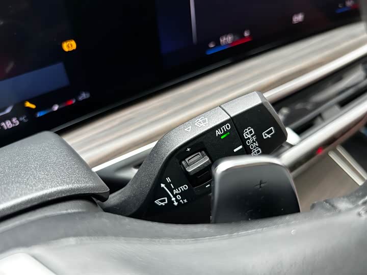 Фото 10 - BMW X7