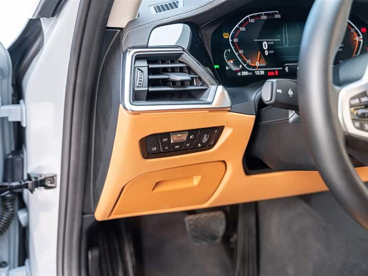 Фото 19 - BMW 4 Series