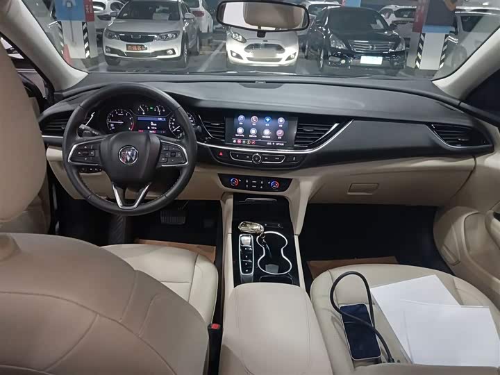 Фото 10 - Buick Regal