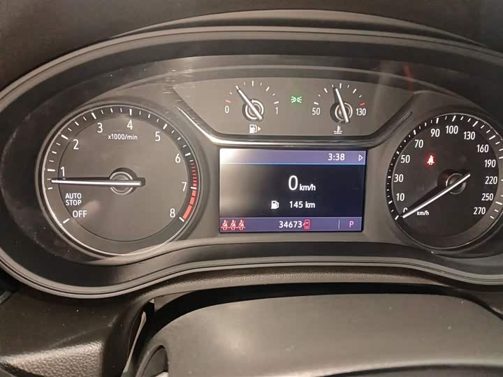 Фото 12 - Buick Regal