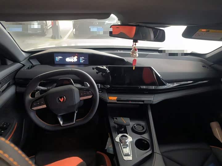 Фото 13 - Changan UNI-V