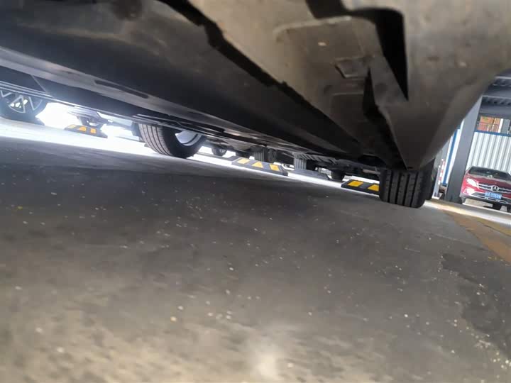 Фото 19 - Changan UNI-V