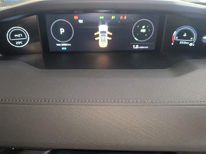 Фото 4 - Changan UNI-V