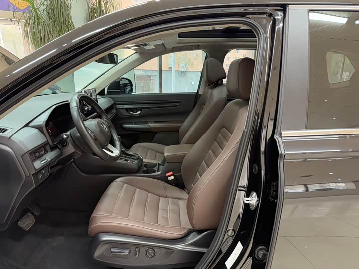 Фото 16 - Honda CR-V