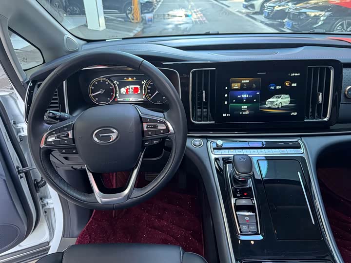 Фото 15 - GAC Trumpchi M8