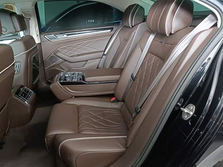 Фото 17 - Volkswagen Phideon