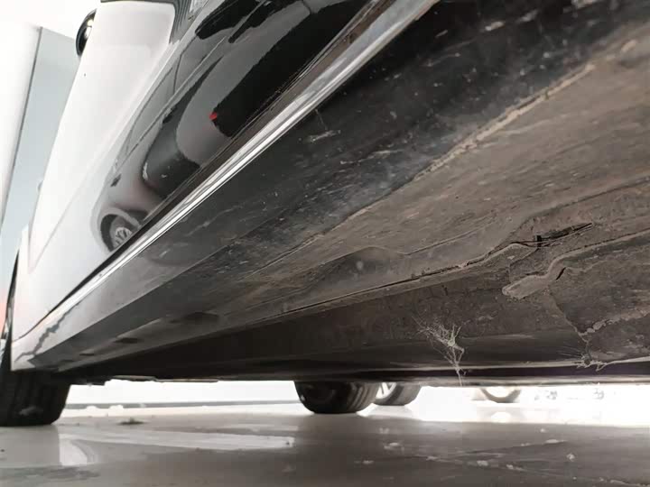 Фото 21 - Volkswagen Phideon