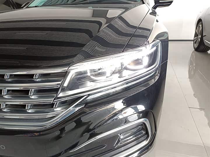 Фото 24 - Volkswagen Phideon