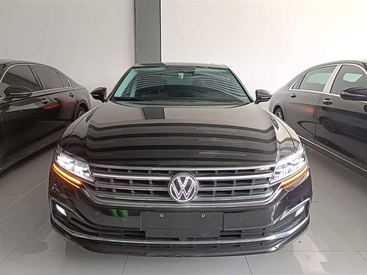 Фото 3 - Volkswagen Phideon