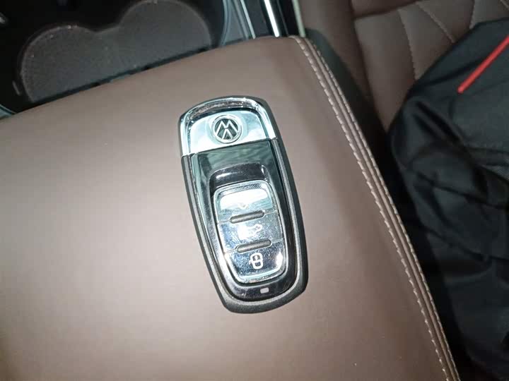 Фото 9 - Volkswagen Phideon