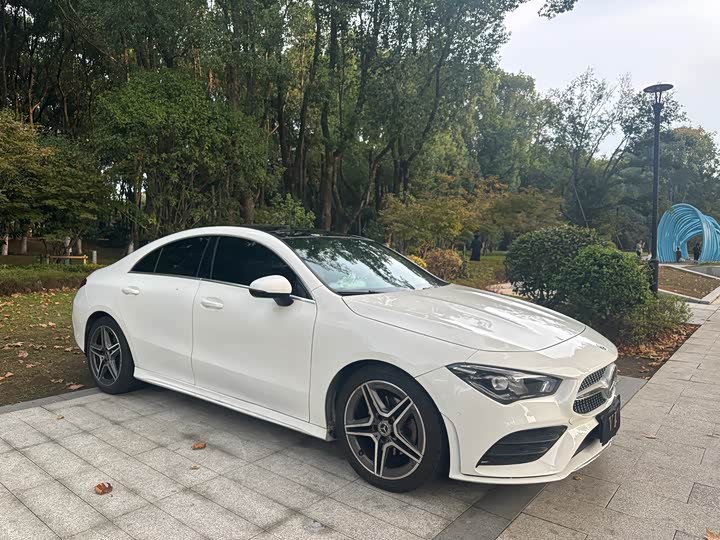 Фото 1 - Mercedes-Benz CLA-Class