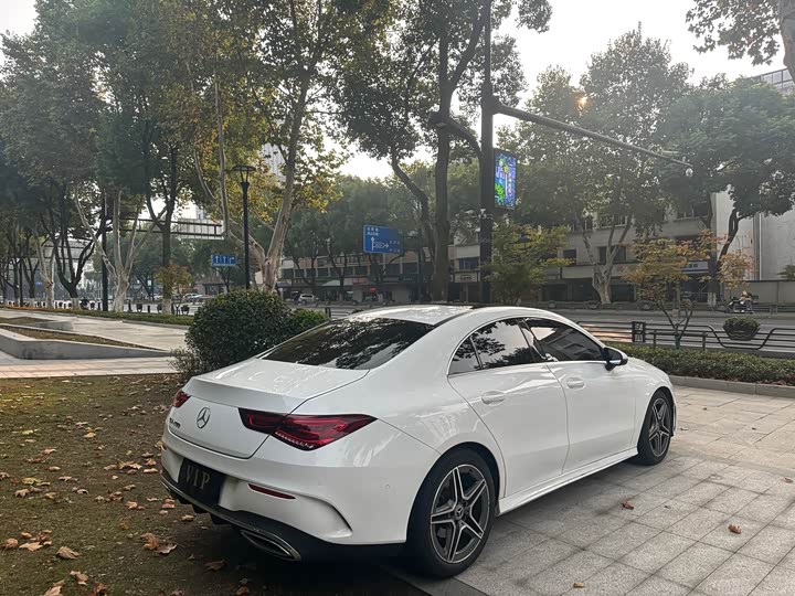 Фото 6 - Mercedes-Benz CLA-Class