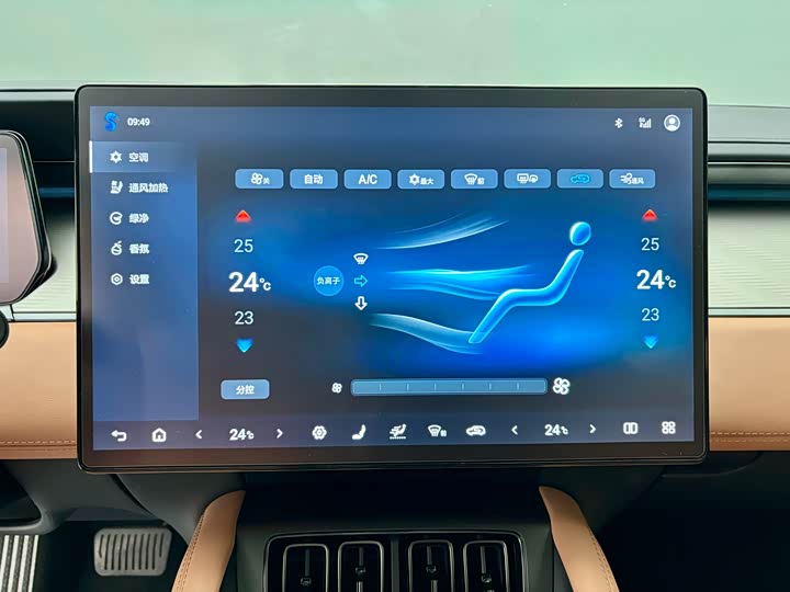 Фото 14 - BYD Song L