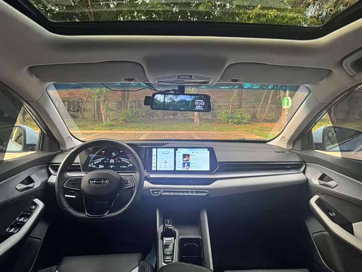 Фото 12 - Geely Binrui