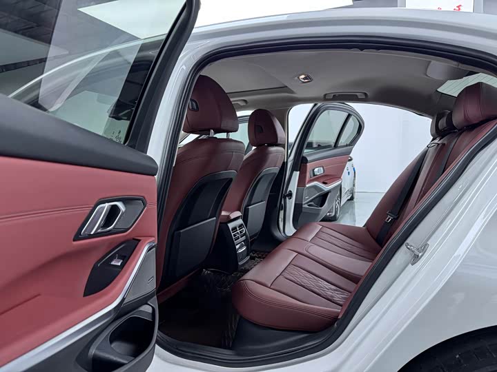 Фото 7 - BMW 3 Series