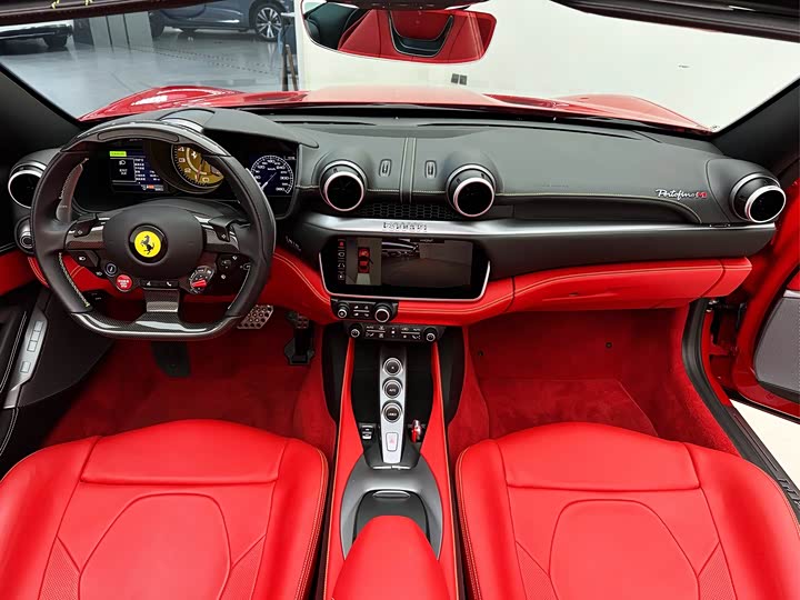 Фото 12 - Ferrari Portofino