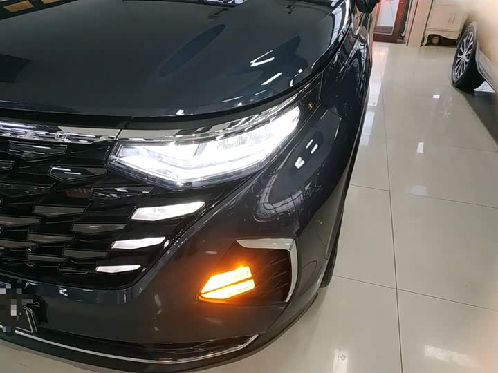 Фото 24 - Hyundai Custo