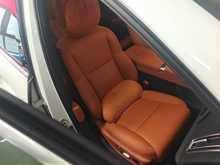 Фото 25 - LiXiang L6