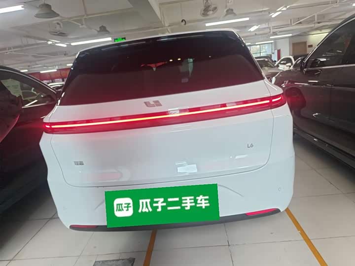 Фото 6 - LiXiang L6