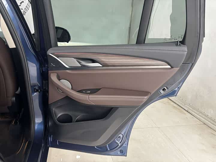 Фото 22 - BMW X3