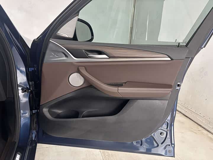 Фото 24 - BMW X3