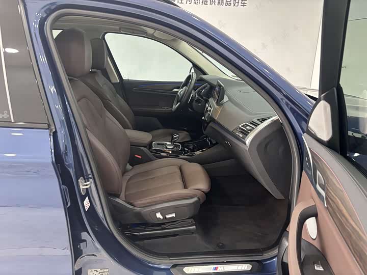 Фото 25 - BMW X3