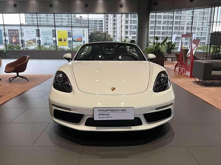 Фото 4 - Porsche 718