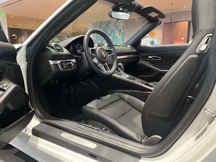 Фото 7 - Porsche 718