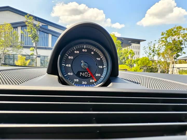 Фото 15 - Porsche Panamera